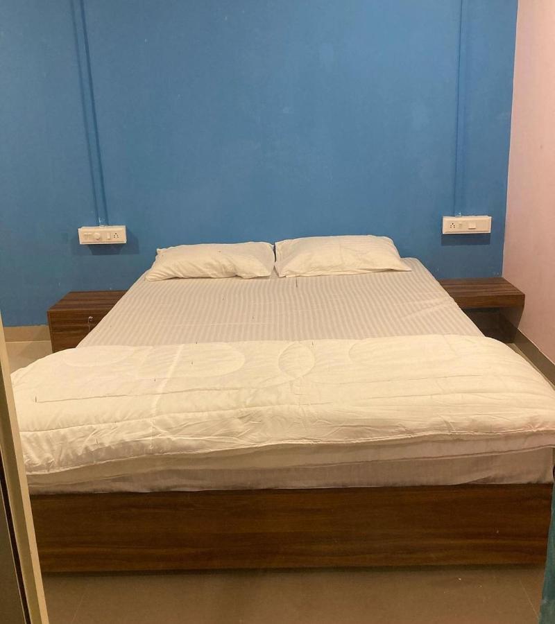 Cocks Town Hotel Arambol Luaran gambar