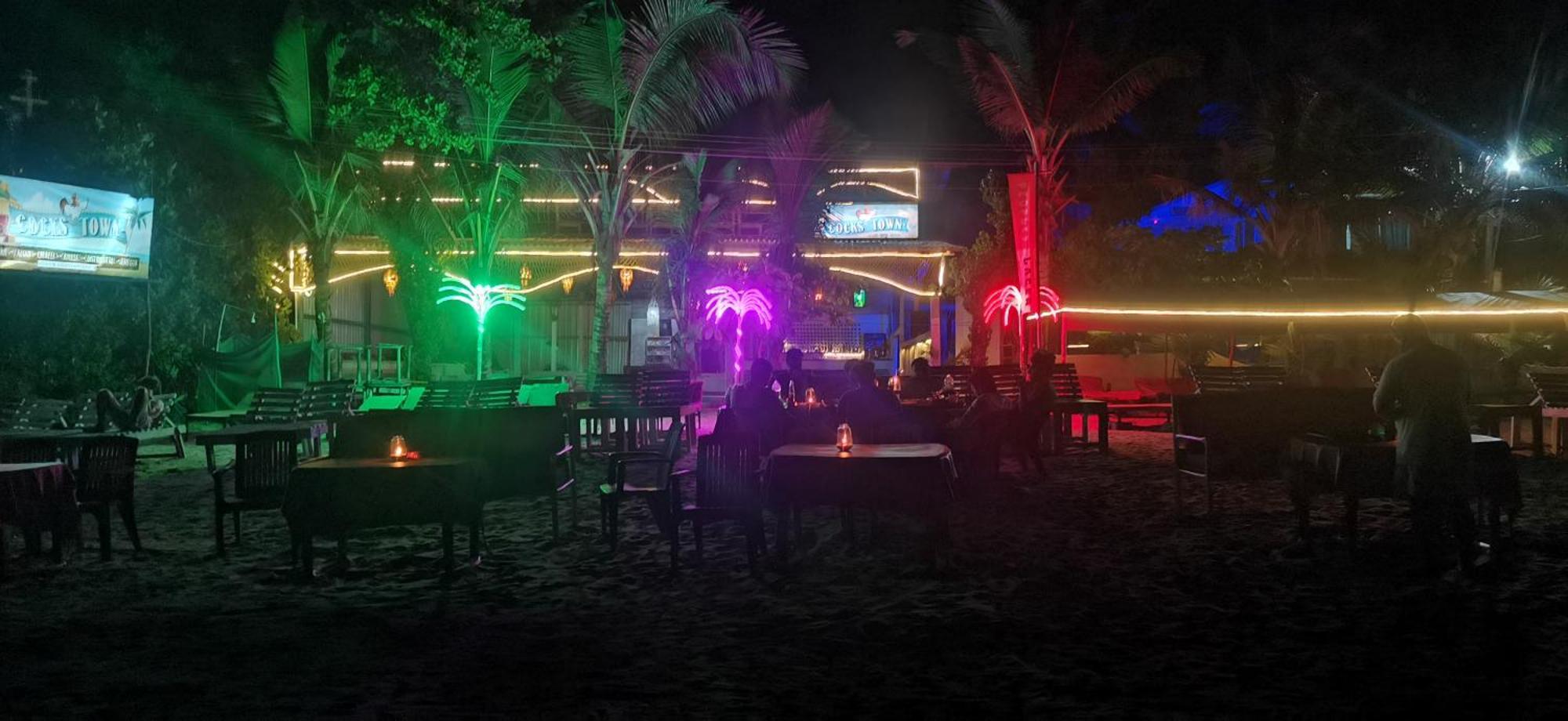 Cocks Town Hotel Arambol Luaran gambar