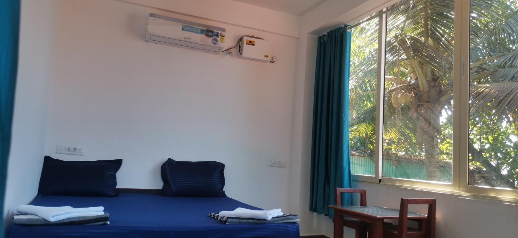 Cocks Town Hotel Arambol Luaran gambar